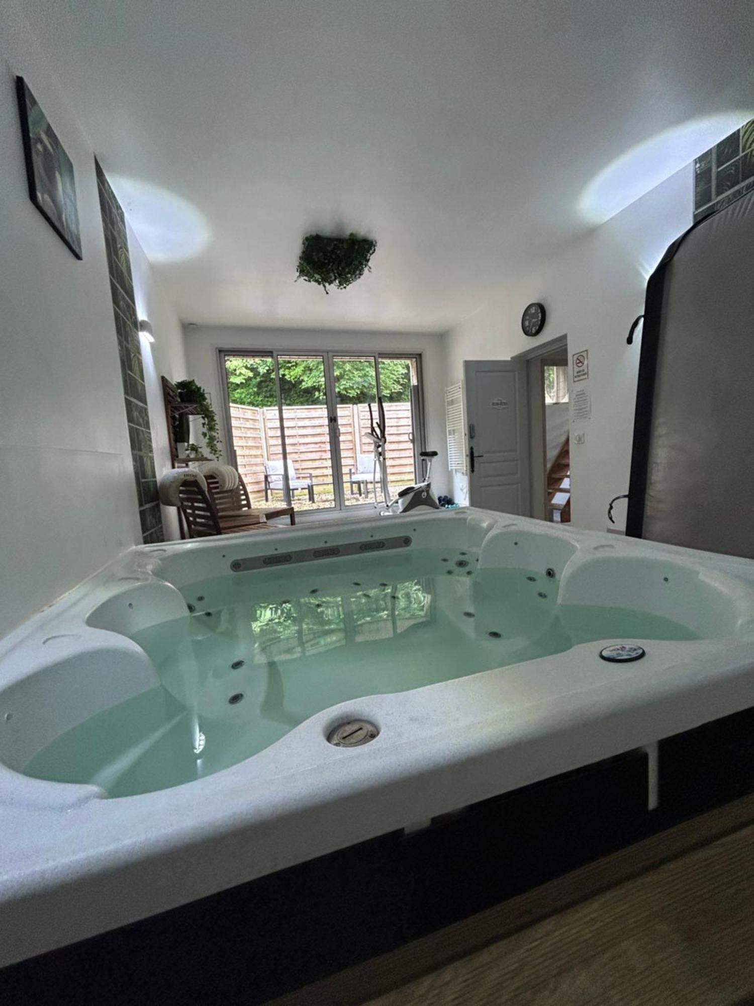 Loft And Spa Les Preaux Dış mekan fotoğraf